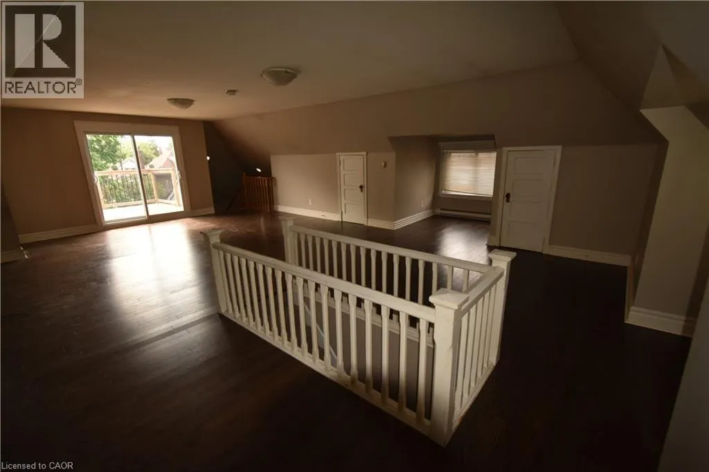 29 MELROSE Avenue S Unit# 1, #1