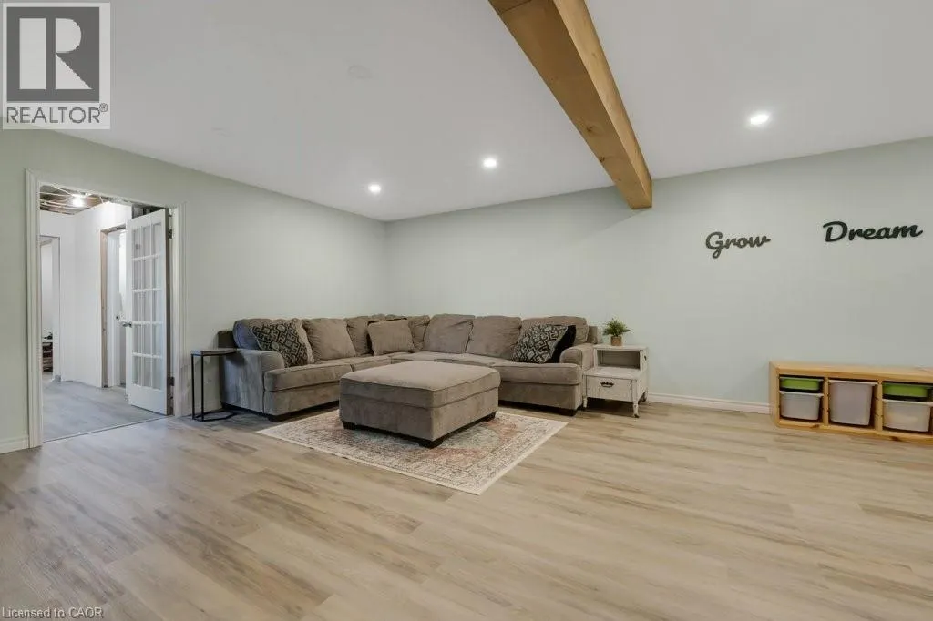 233 SCOTT Road