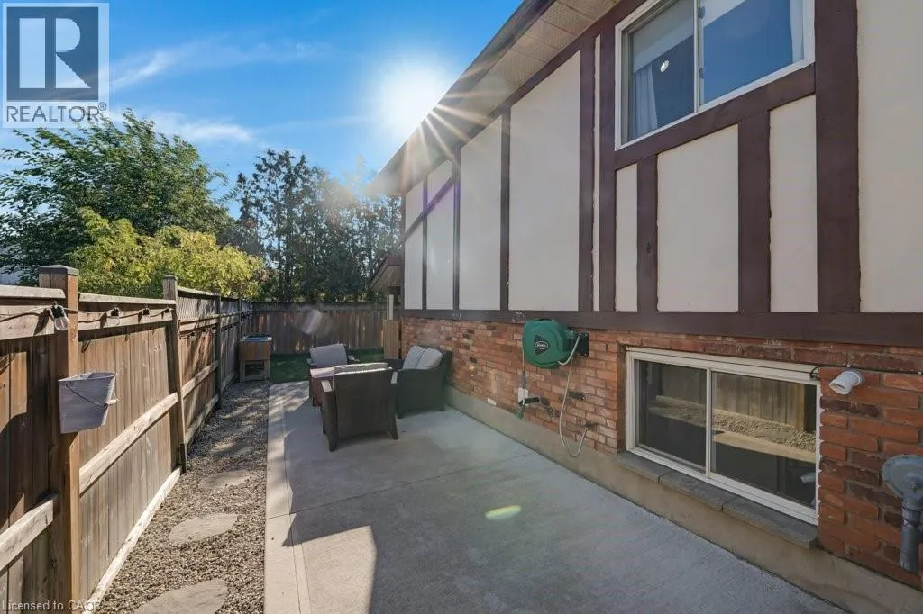 233 SCOTT Road