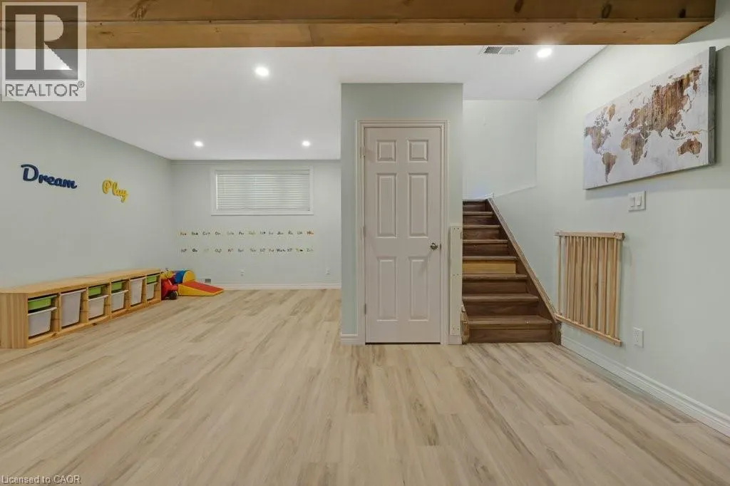 233 SCOTT Road