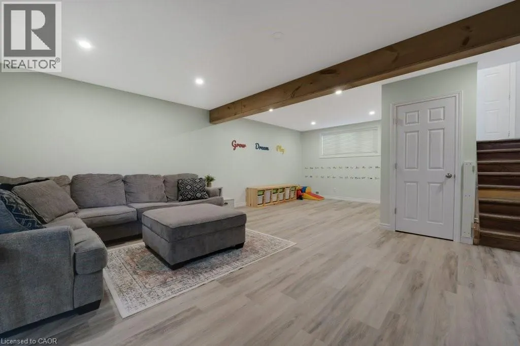 233 SCOTT Road