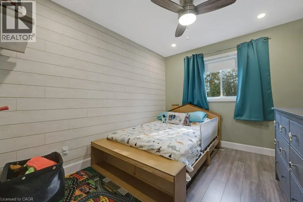 233 SCOTT Road