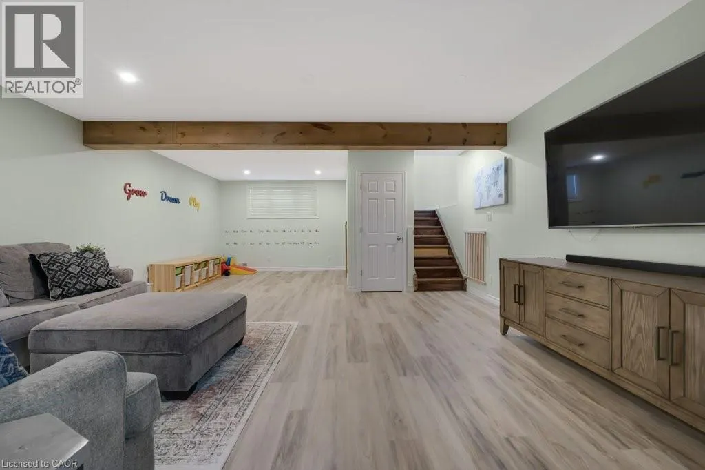 233 SCOTT Road
