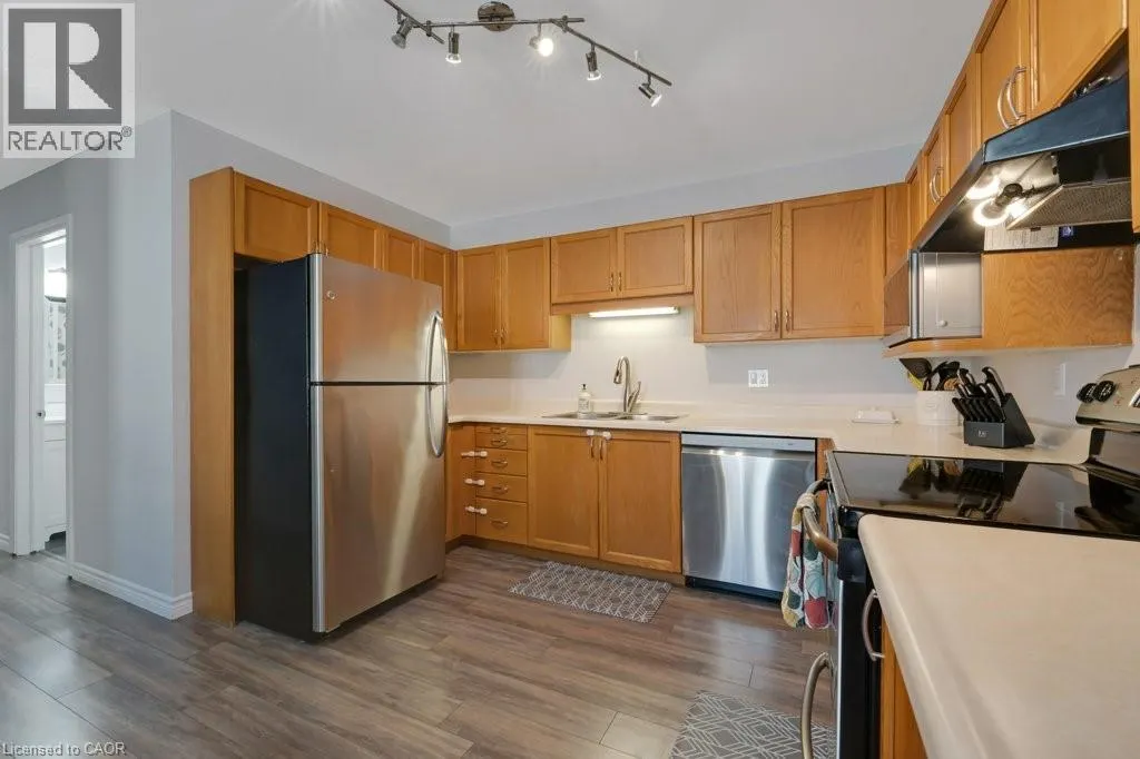 233 SCOTT Road