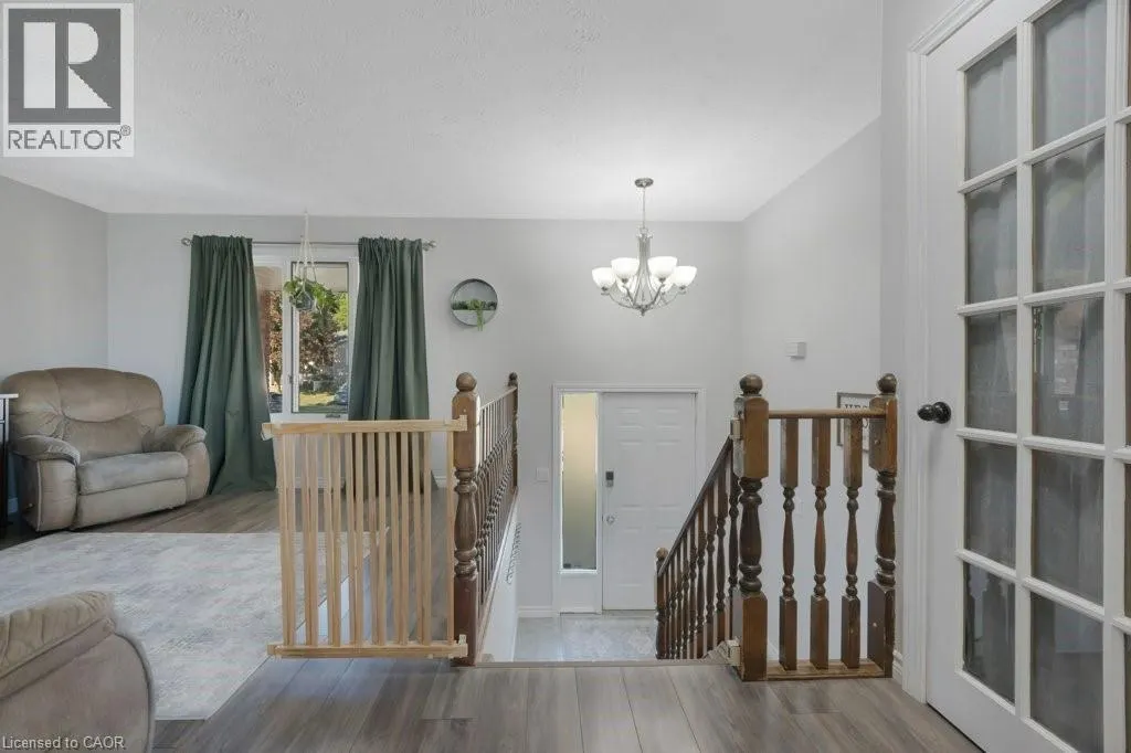 233 SCOTT Road