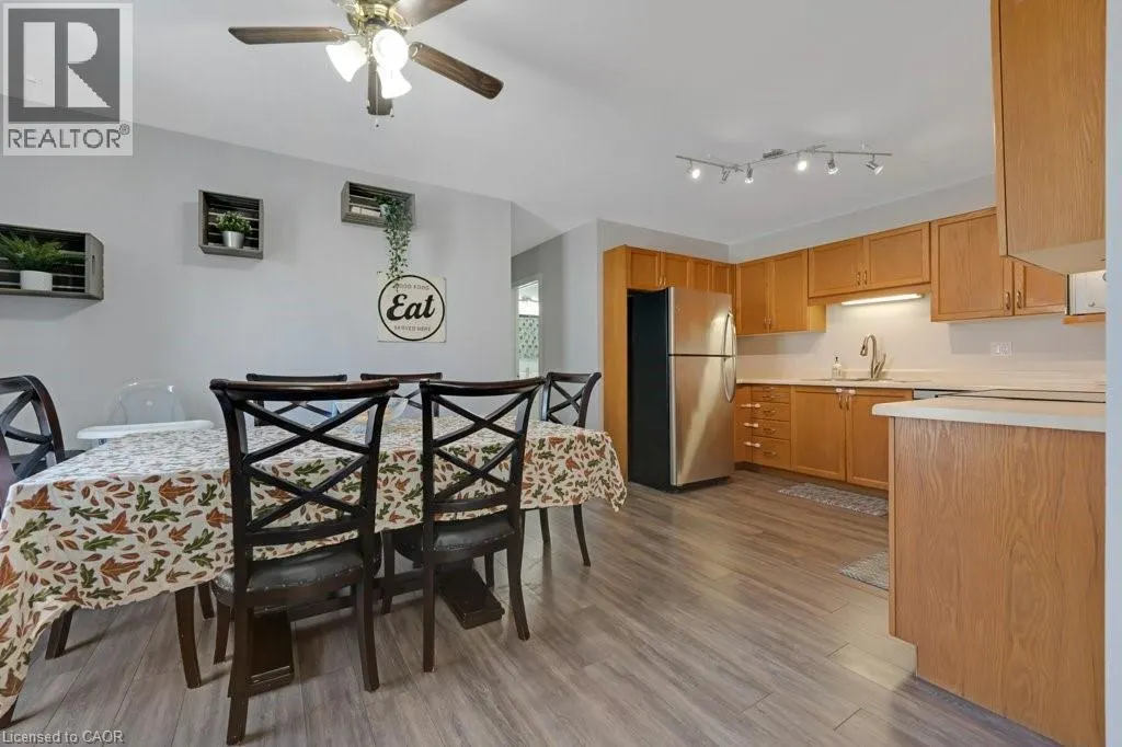 233 SCOTT Road