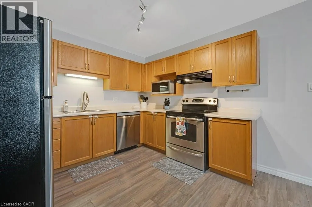 233 SCOTT Road