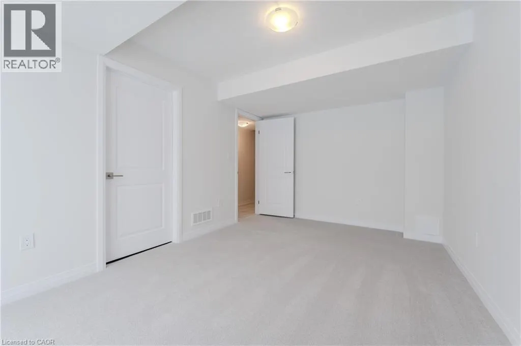 15 URBANE Boulevard