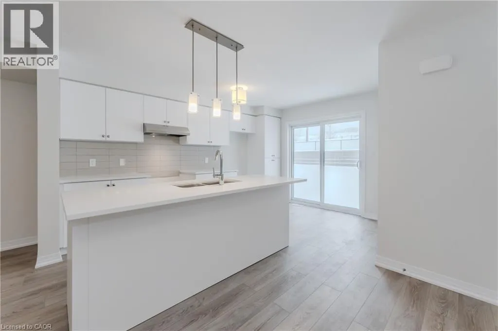 15 URBANE Boulevard