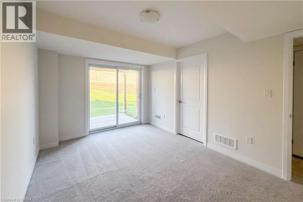 15 URBANE Boulevard