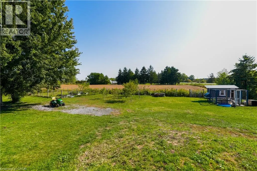 940 HUTCHINSON RD Road