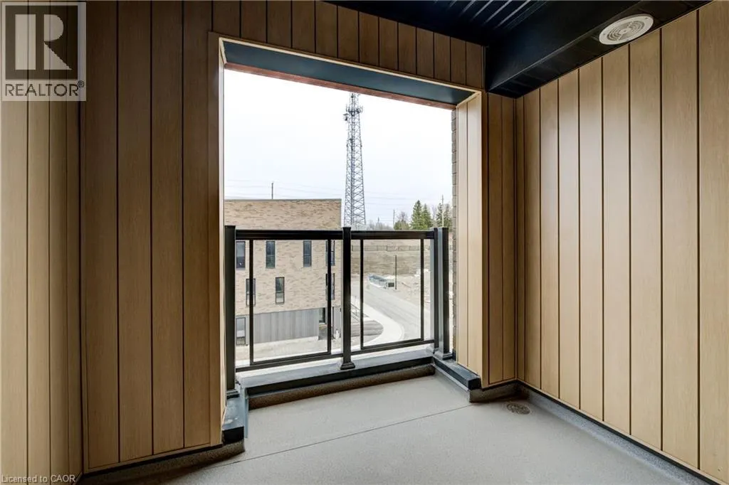 38 URBANE Boulevard