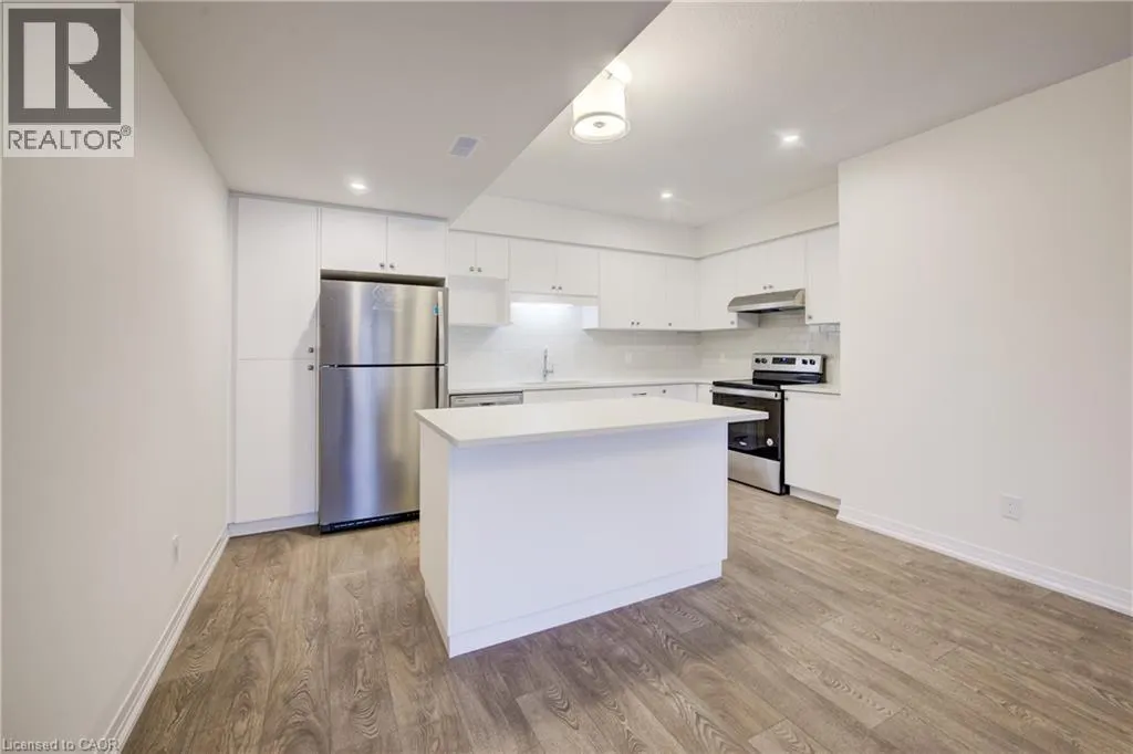 38 URBANE Boulevard