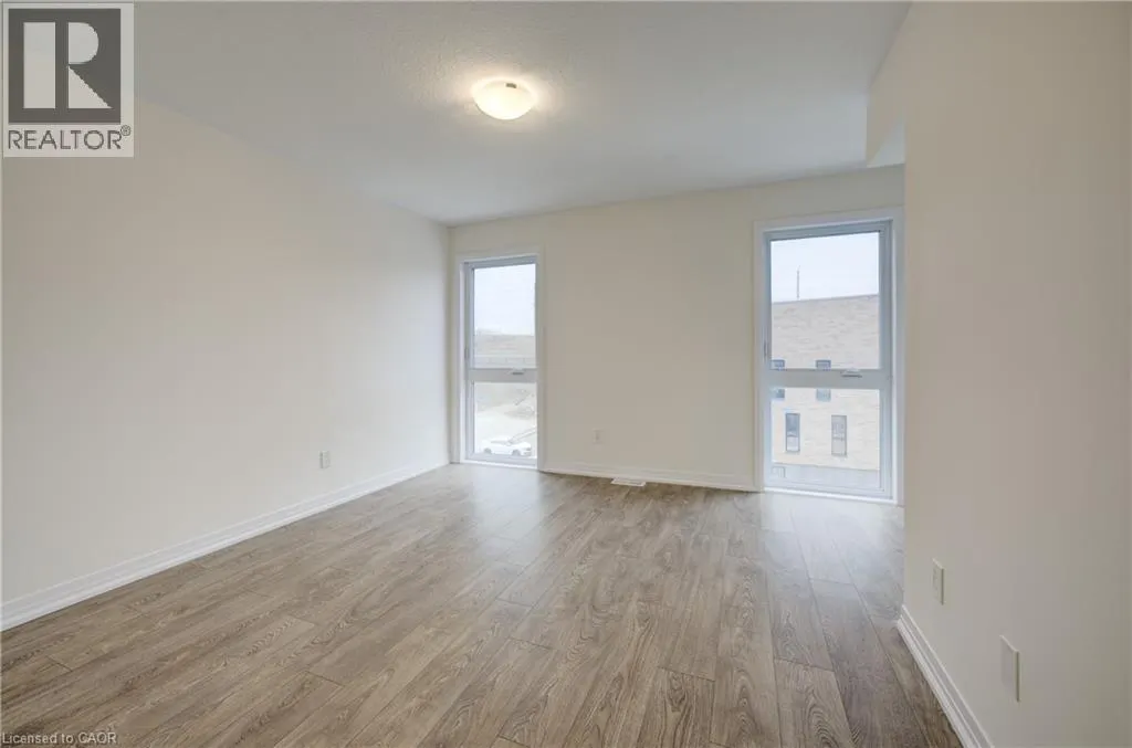 38 URBANE Boulevard