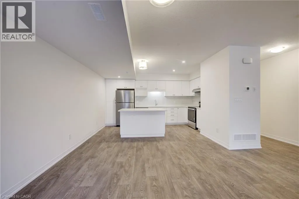 38 URBANE Boulevard