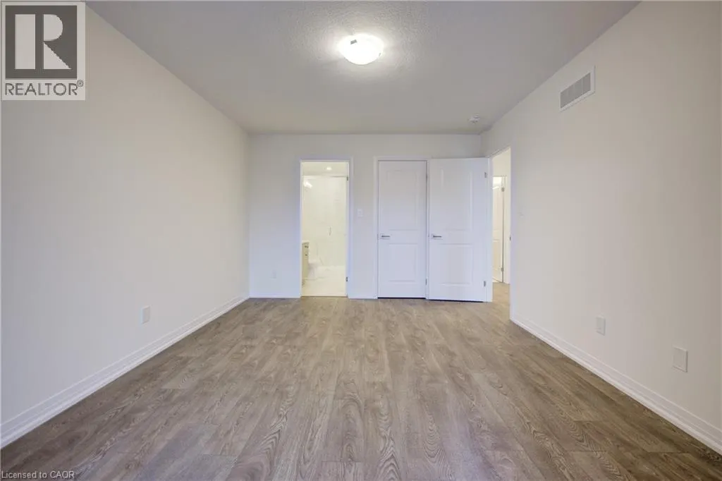 38 URBANE Boulevard