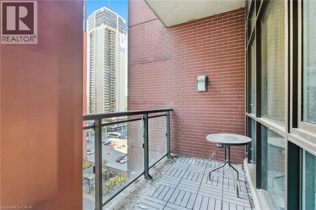 112 KING Street E Unit# 811, #811