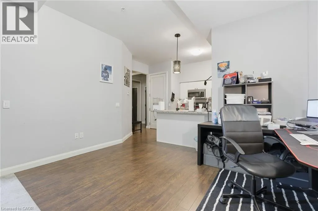 112 KING Street E Unit# 811, #811