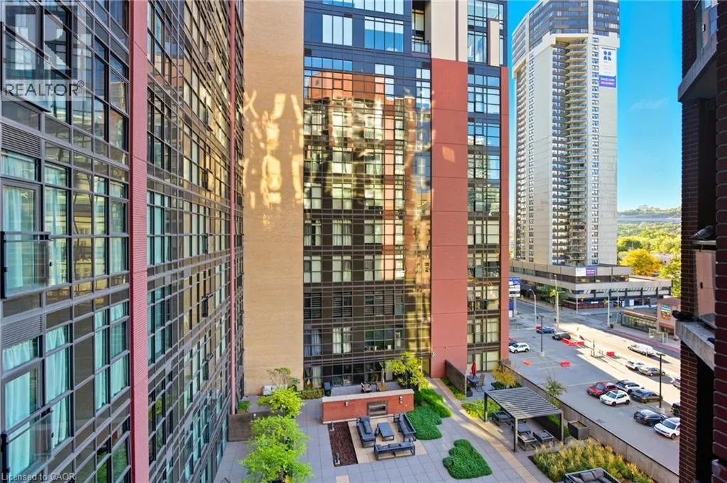 112 KING Street E Unit# 811, #811