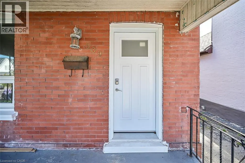 509 COLBORNE Street