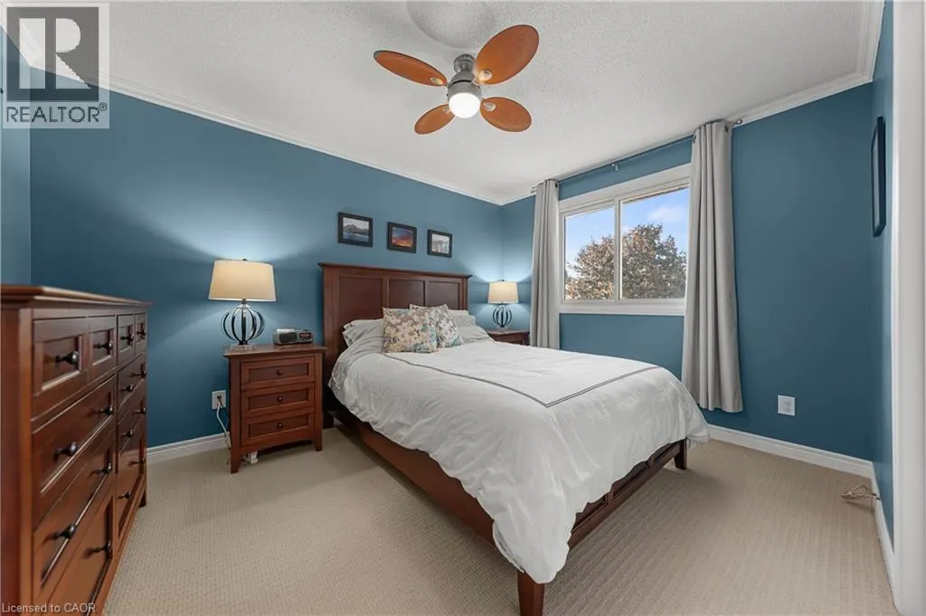 37 THORNHILL Drive