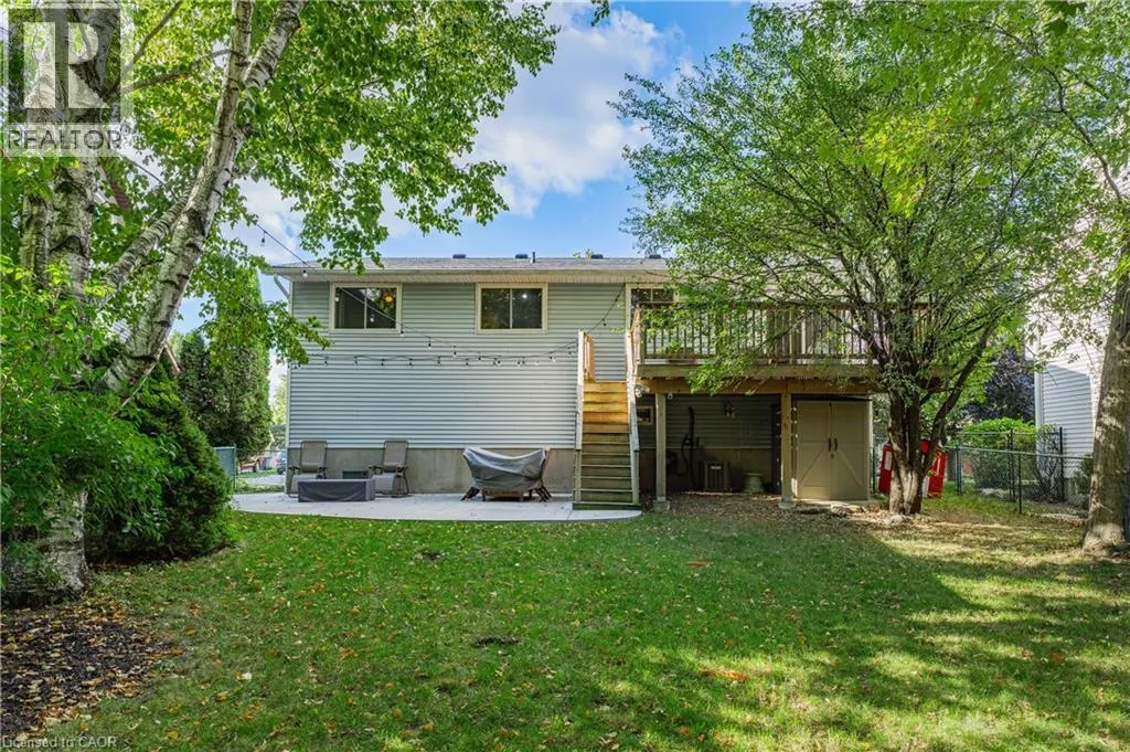 37 THORNHILL Drive