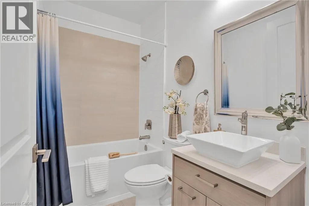 150 MAIN Street W Unit# 910, #910