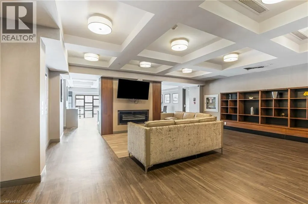 150 MAIN Street W Unit# 910, #910