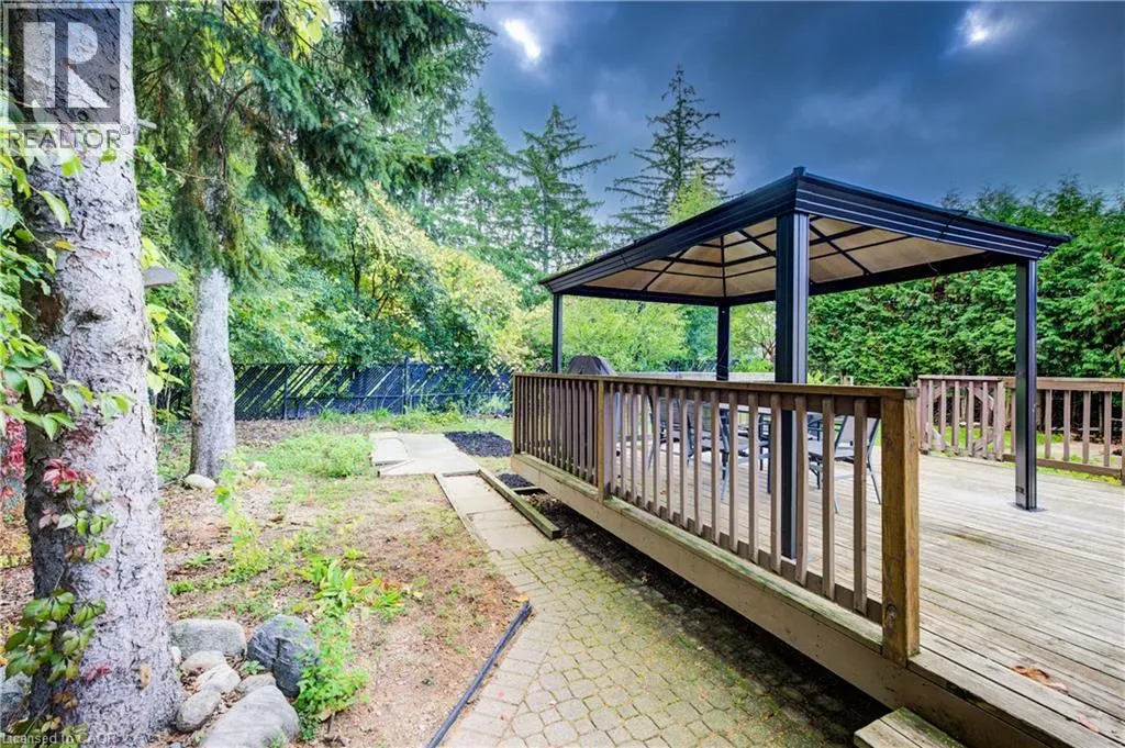 50 CHAMPLAIN Crescent