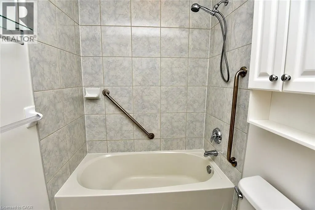 90 CHARLTON Avenue W Unit# 604, #604