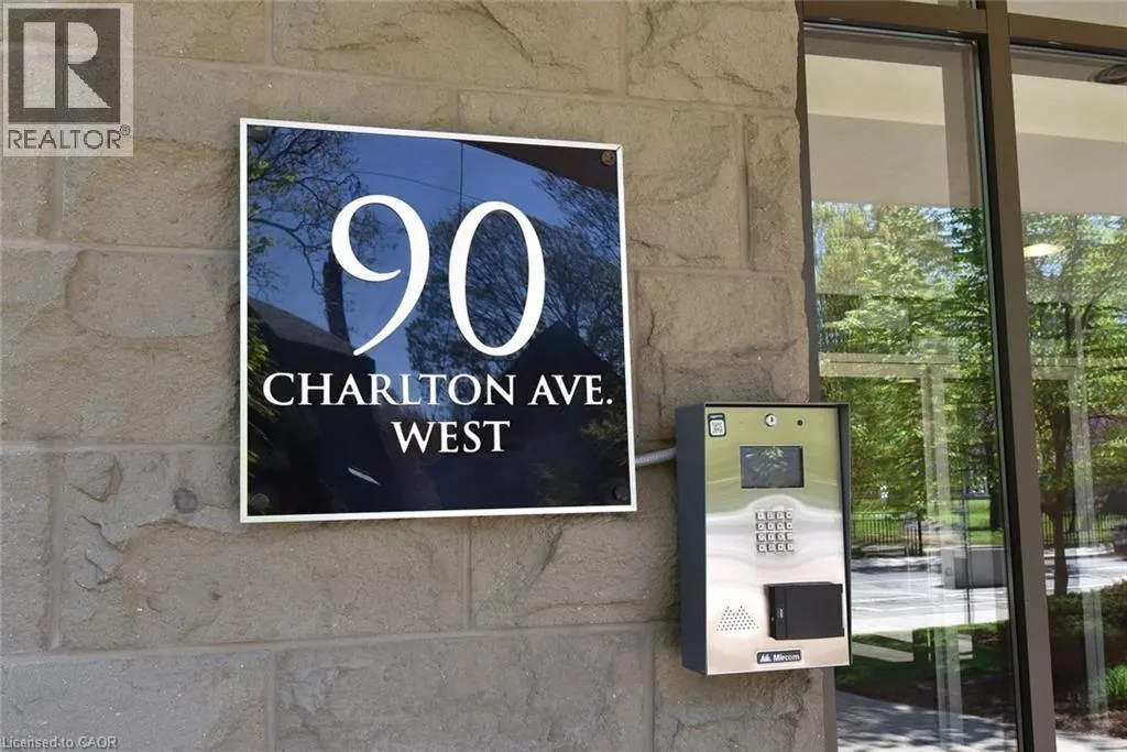 90 CHARLTON Avenue W Unit# 604, #604