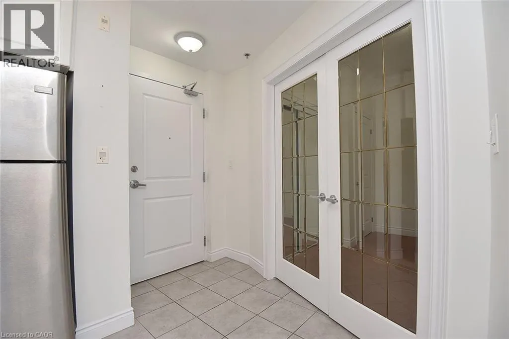 90 CHARLTON Avenue W Unit# 604, #604