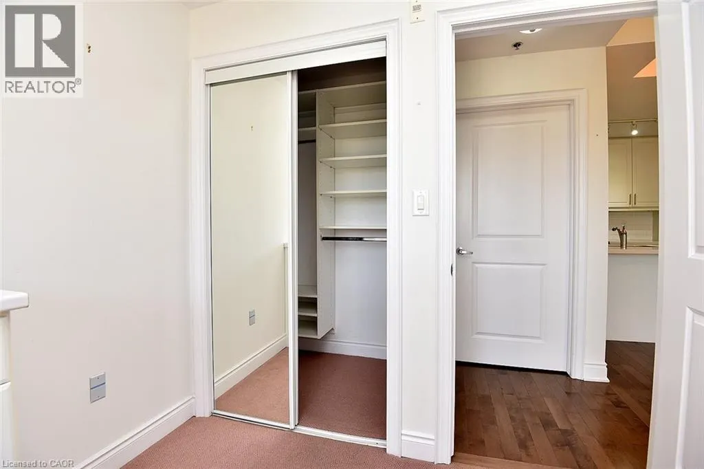 90 CHARLTON Avenue W Unit# 604, #604