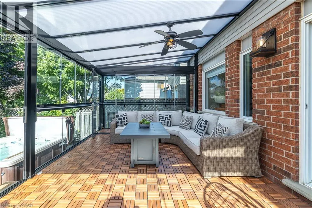 31 BUSHMILLS Crescent