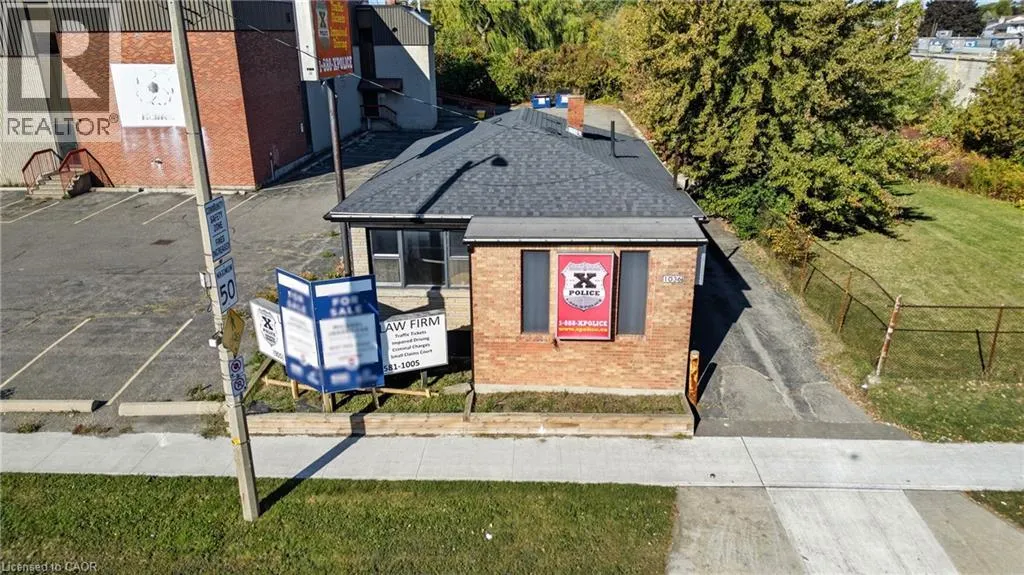 1036 UPPER WENTWORTH Street
