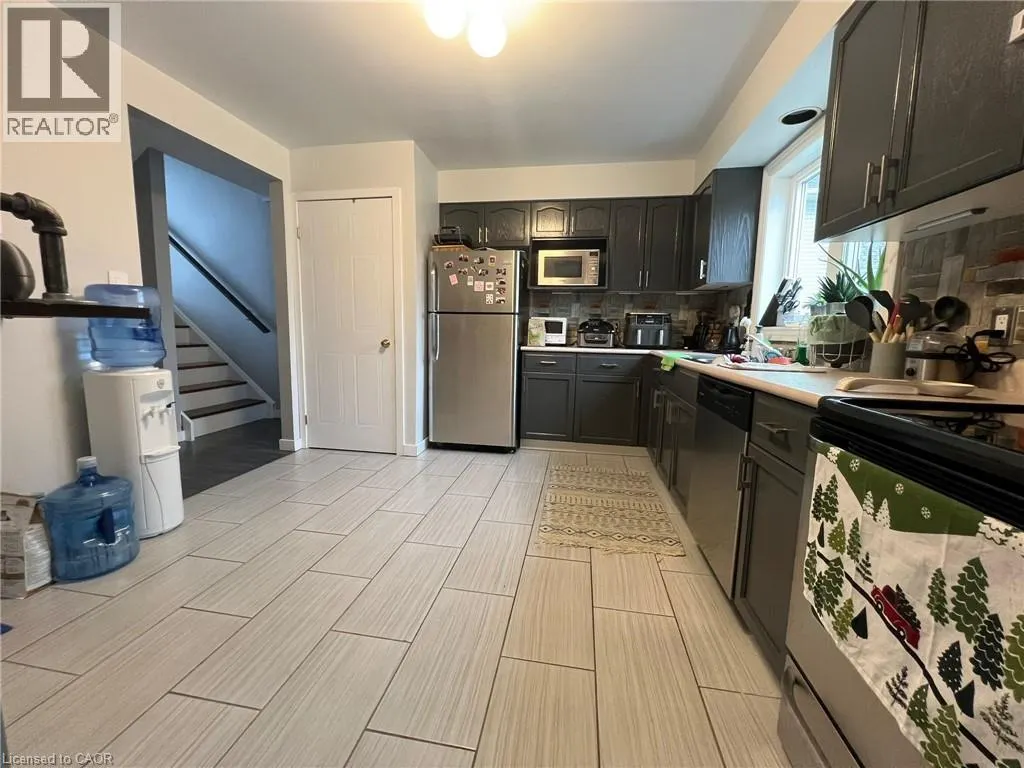 245 BISHOP Street Unit# 18, #18