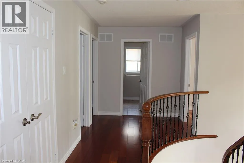 24 CANNING Crescent