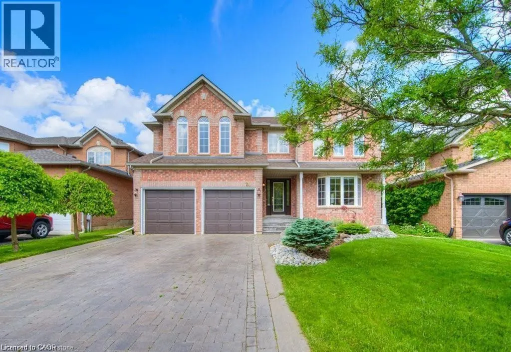 24 CANNING Crescent