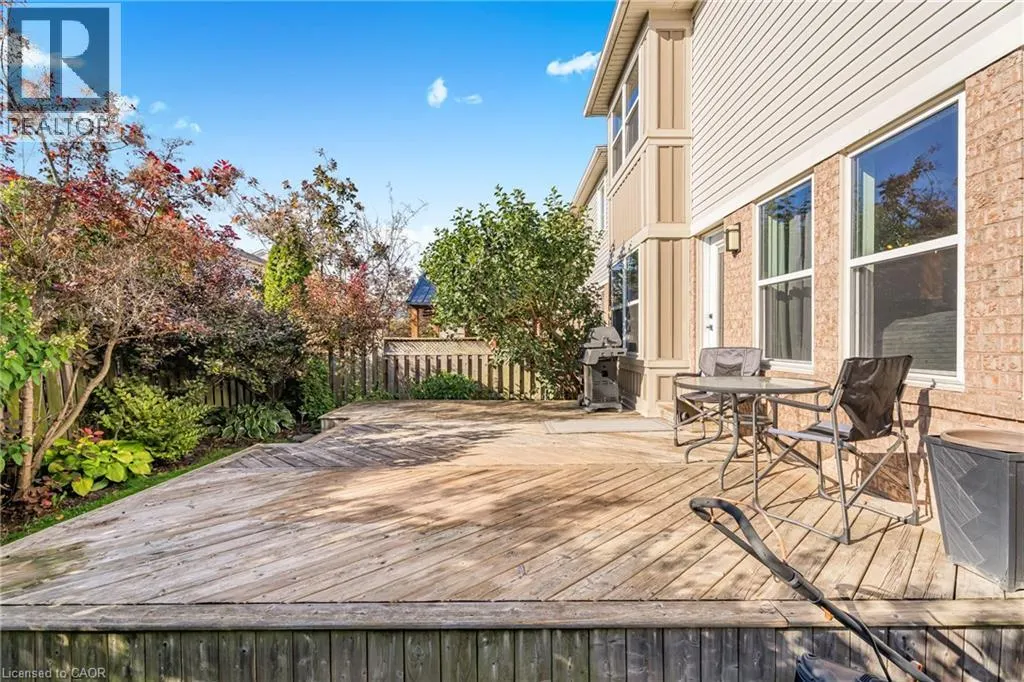 92 BAGGS Crescent