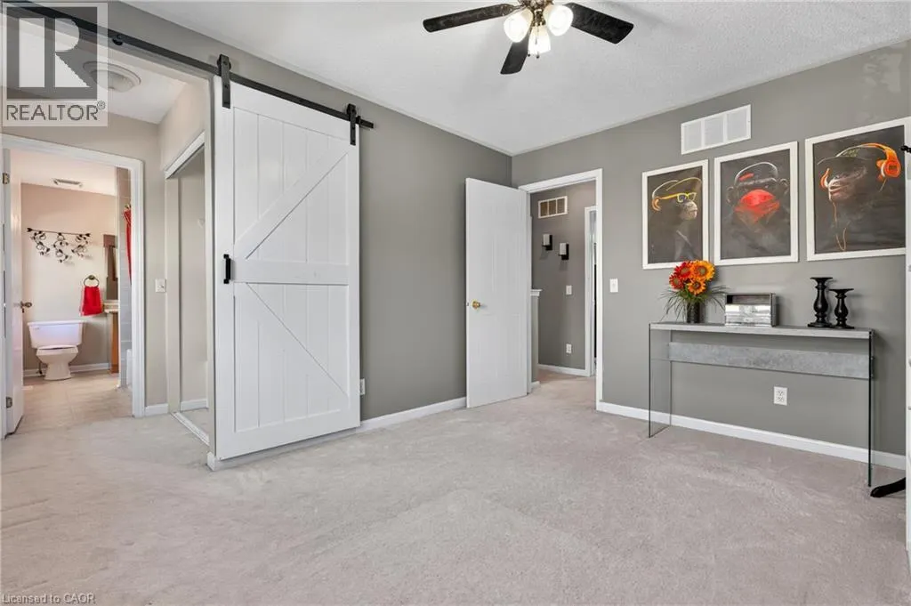 92 BAGGS Crescent
