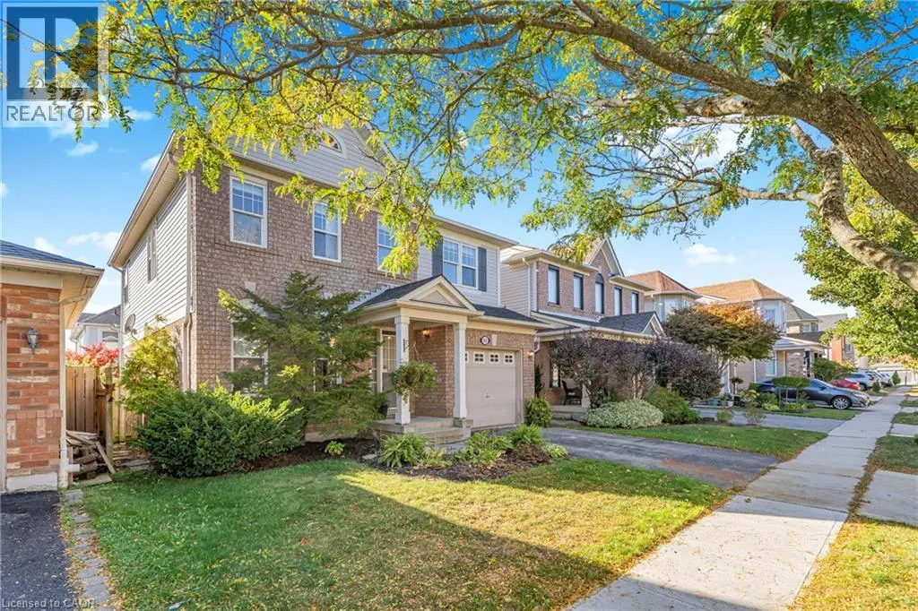 92 BAGGS Crescent