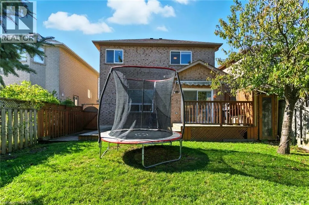 65 TWIN WILLOW Crescent