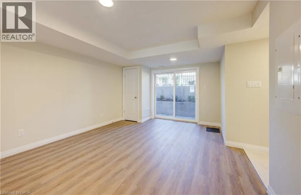 410 NORTHFIELD Drive W Unit# D8, #D8