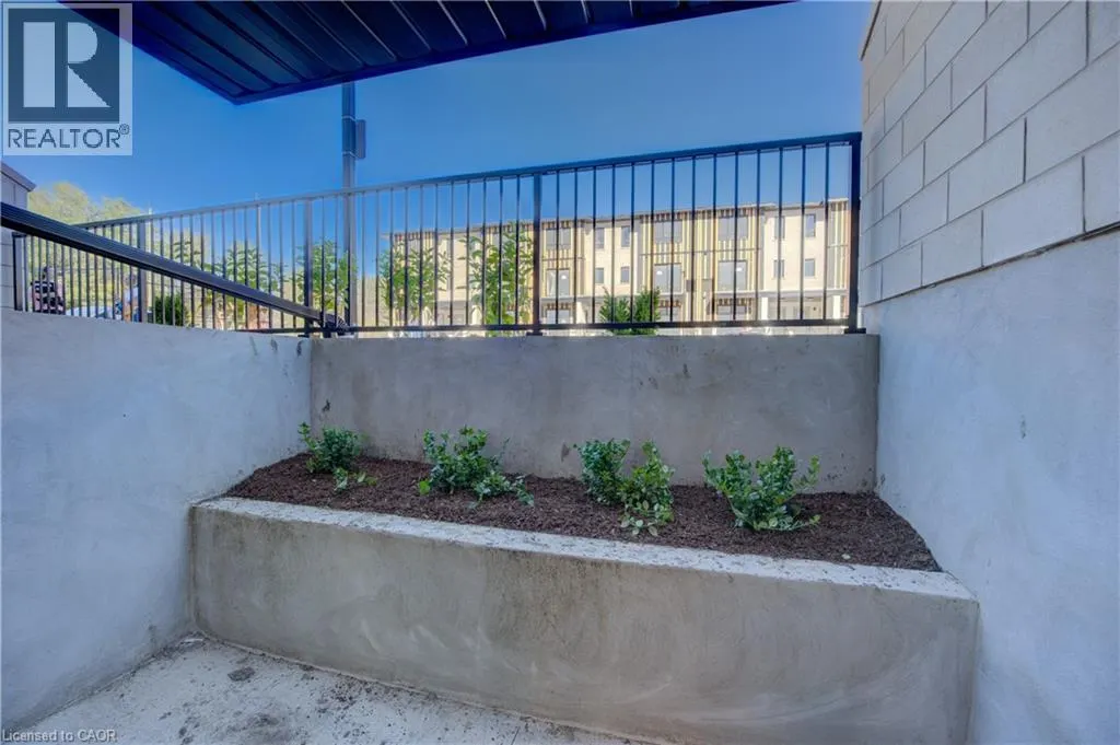 410 NORTHFIELD Drive W Unit# D8, #D8