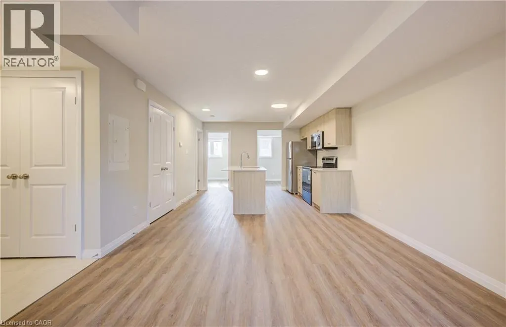410 NORTHFIELD Drive W Unit# D8, #D8