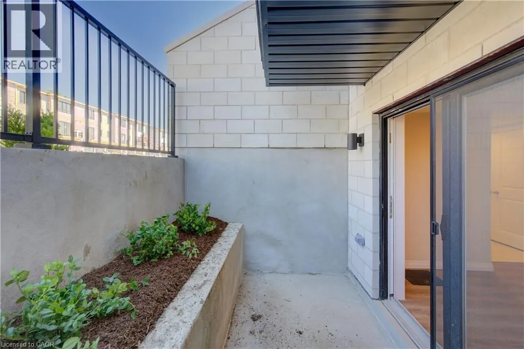 410 NORTHFIELD Drive W Unit# D8, #D8