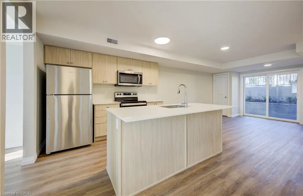 410 NORTHFIELD Drive W Unit# D8, #D8