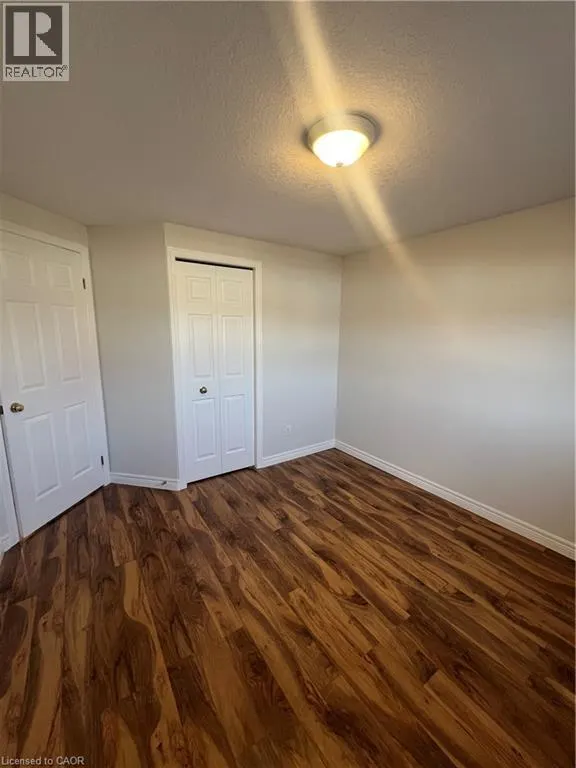34 MOUNTAIN MINT Crescent