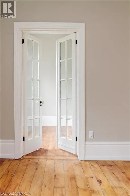 438 COLBORNE Street Unit# UPPER, #UPPER