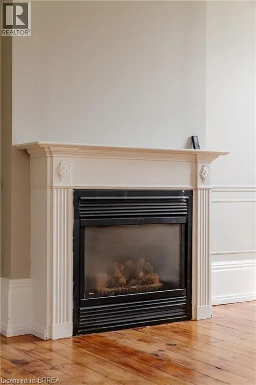 438 COLBORNE Street Unit# UPPER, #UPPER